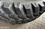 2018 John Deere Nokian Tri2 540/65 R30 + 650/65 R42 med pigg