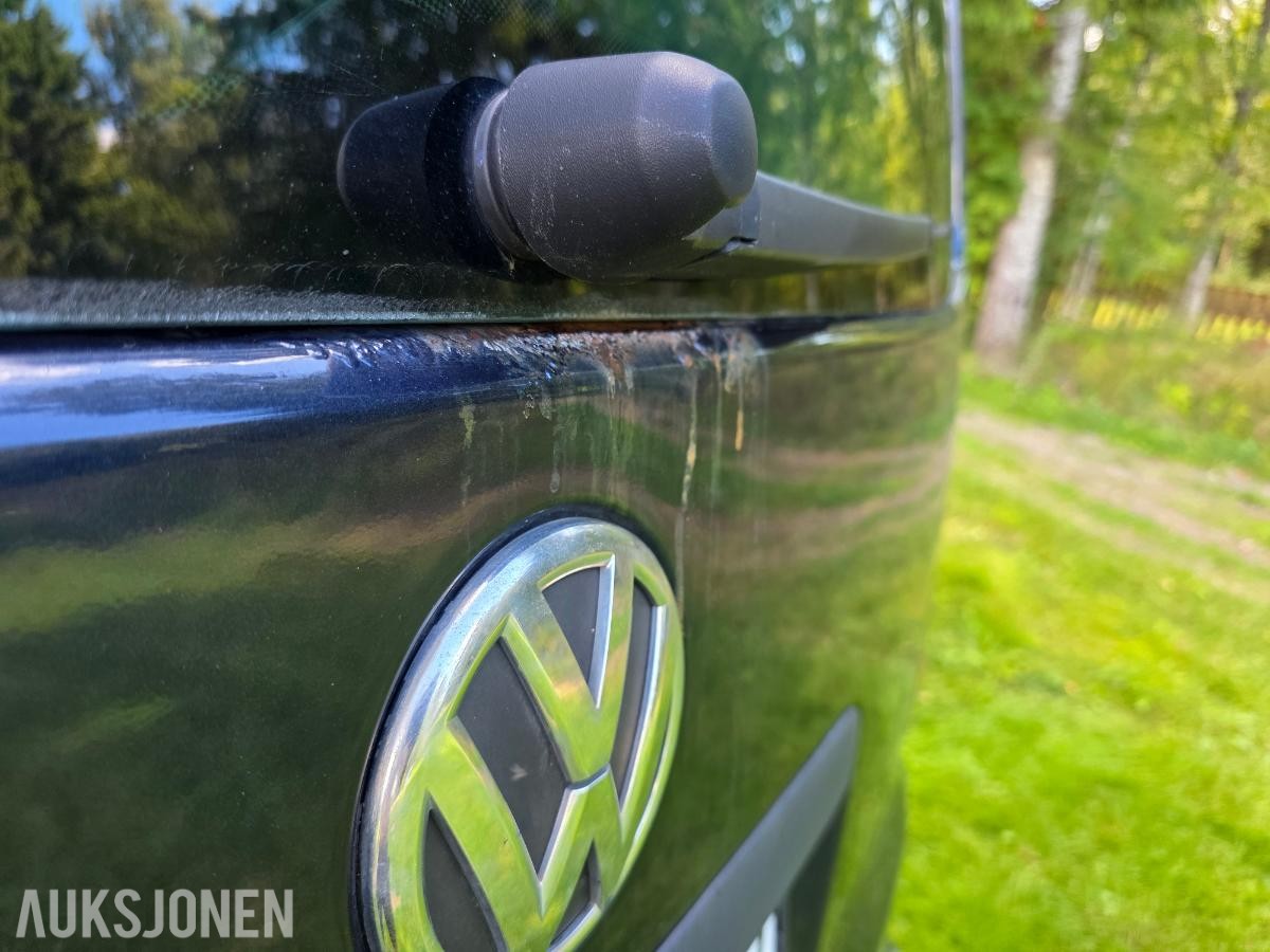 2011 Volkswagen Caravelle 2.0 Diesel, Hengerfeste