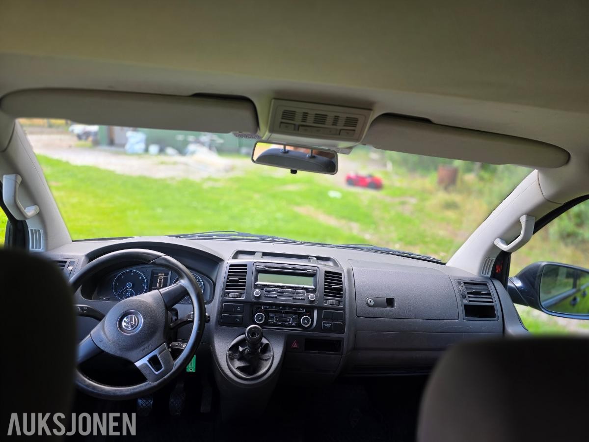 2011 Volkswagen Caravelle 2.0 Diesel, Hengerfeste