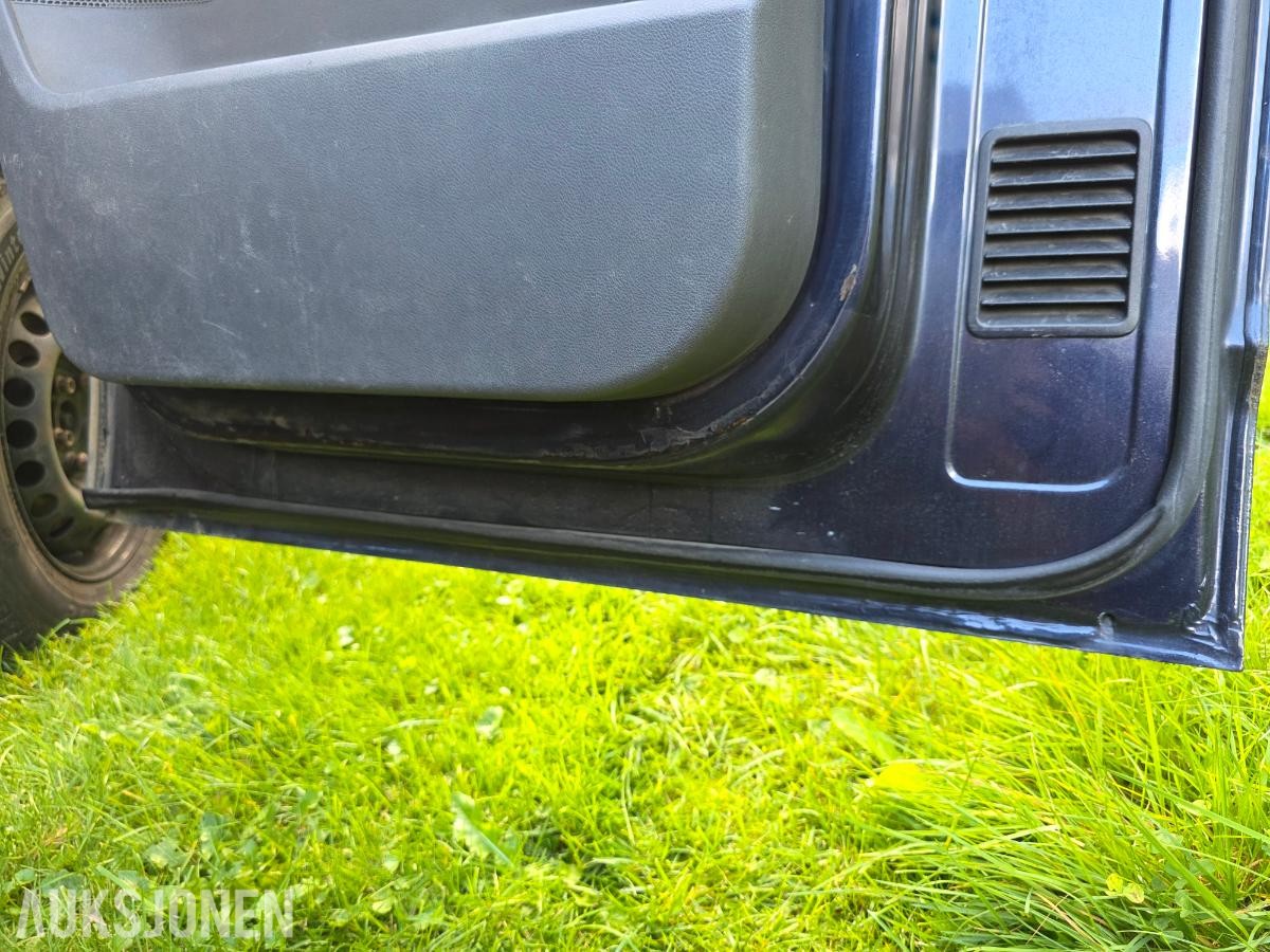 2011 Volkswagen Caravelle 2.0 Diesel, Hengerfeste