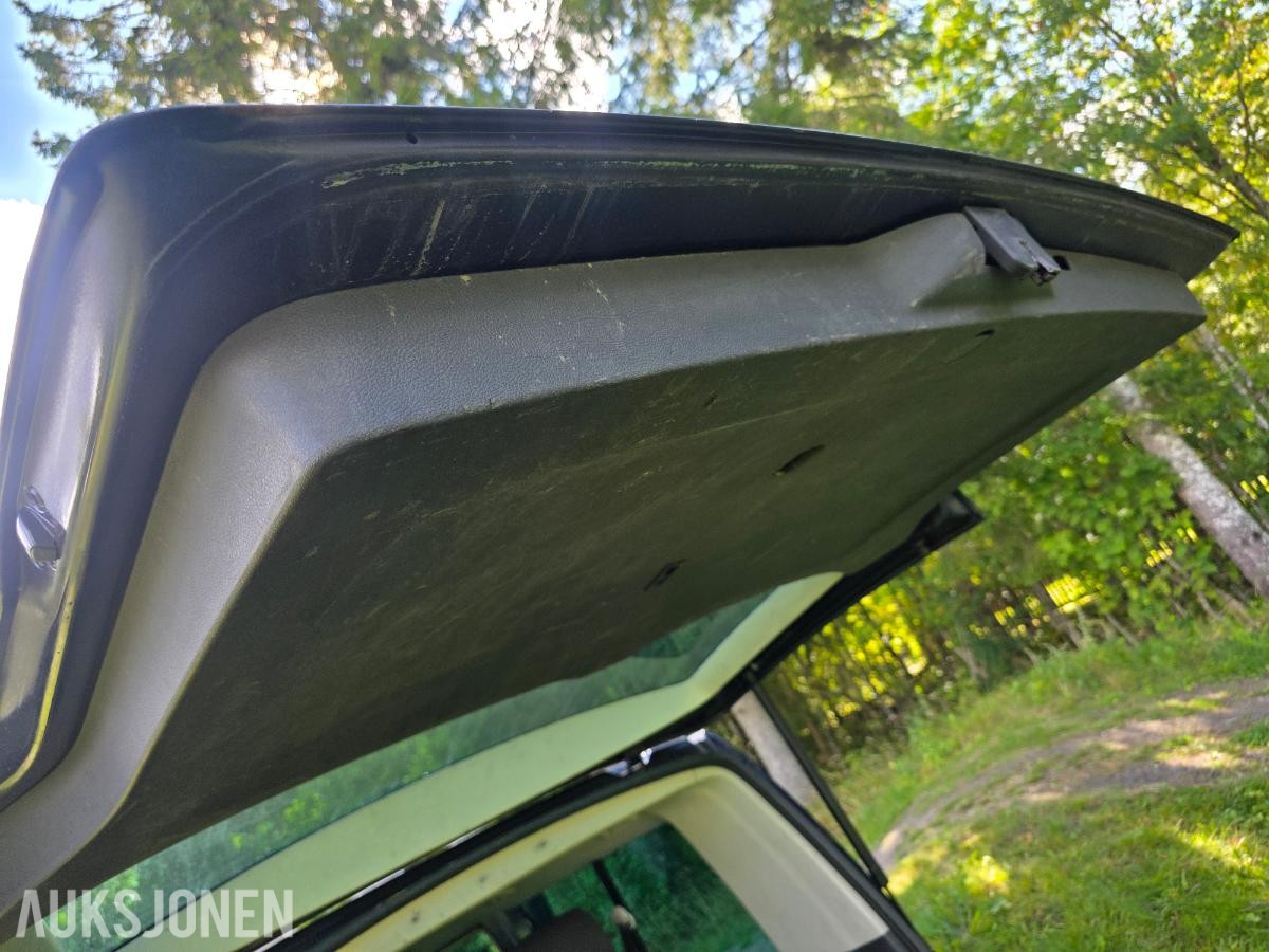 2011 Volkswagen Caravelle 2.0 Diesel, Hengerfeste