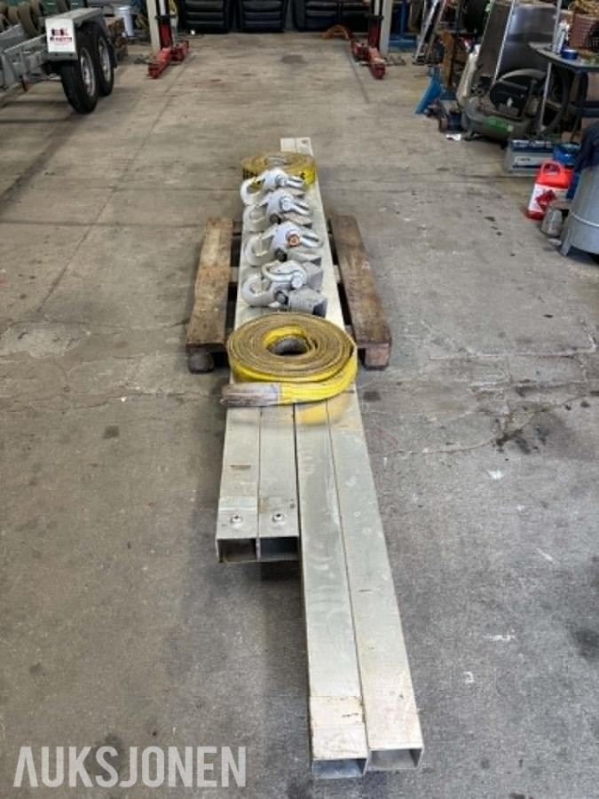 2015 Technomek Aluminium Lifting frame