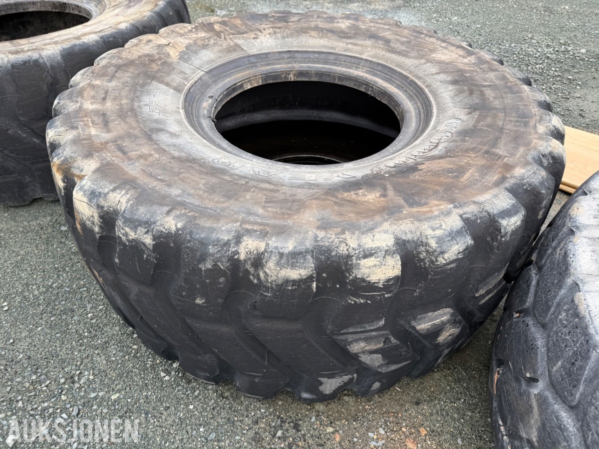 4 stk. anleggsdekk 23.5 R25 – uten felg