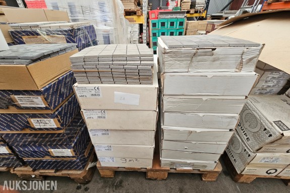 Blandet mosaikkfliser fra flere produsenter - 30x30 cm mesh-mosaikk 