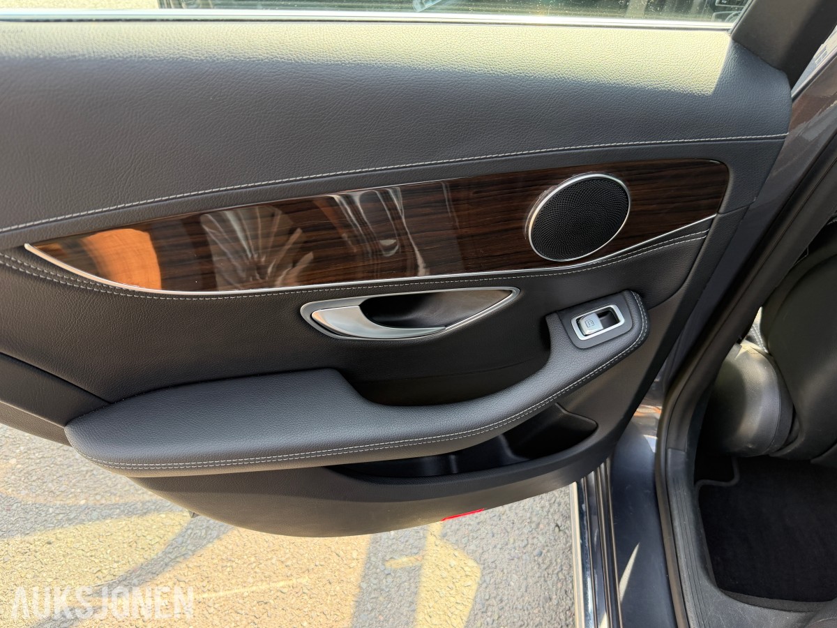 2015 Mercedes-Benz C-Klasse C 250 BLUETEC 2.1-204 D 4MATIC