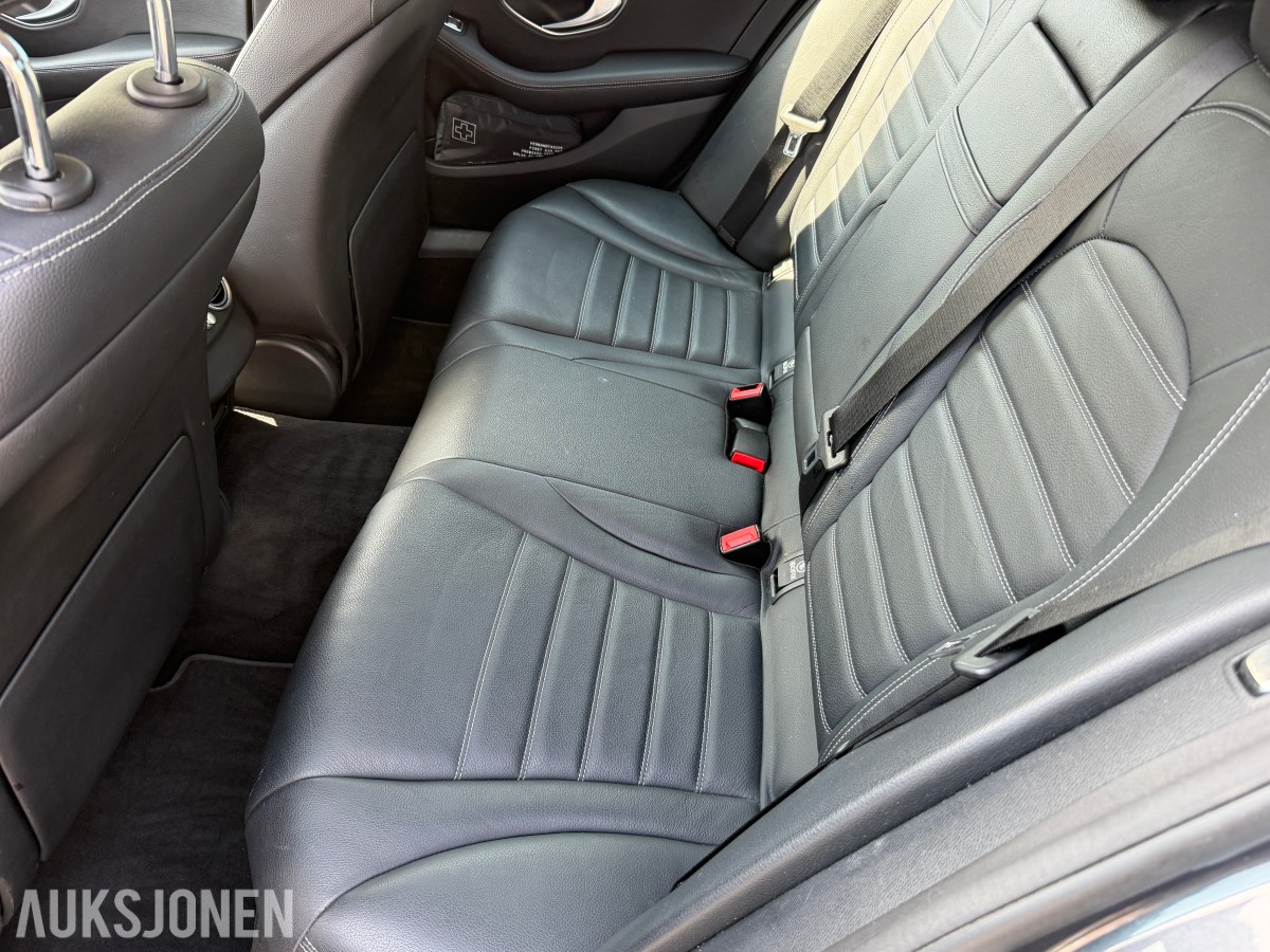 2015 Mercedes-Benz C-Klasse C 250 BLUETEC 2.1-204 D 4MATIC