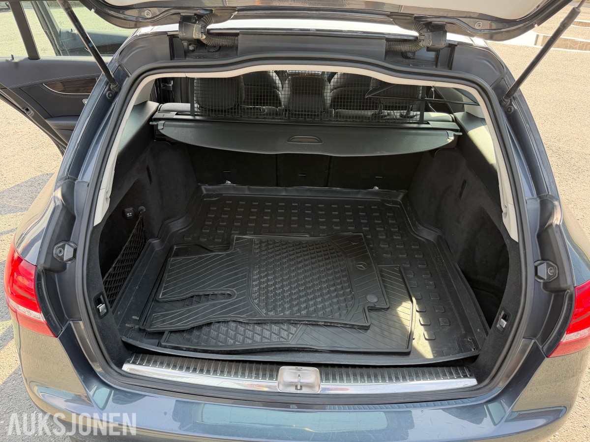 2015 Mercedes-Benz C-Klasse C 250 BLUETEC 2.1-204 D 4MATIC