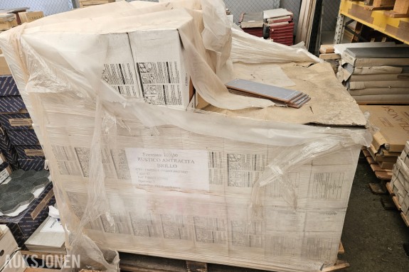 Revestimiento Ceramico Rustico Antracita Brillo veggfliser - 10x30 cm - 87 esker - ca. 88 m² , plastwrappet full pall