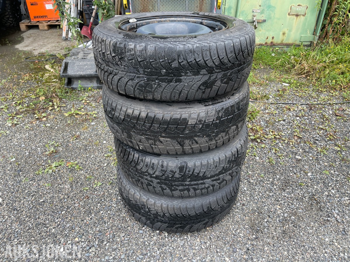 4 stk Gislaved vinterhjul 195/65 R15 på stålfelg