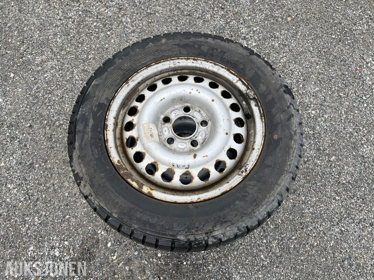 4 stk Falken vinterhjul 195/65 R15 på stålfelg