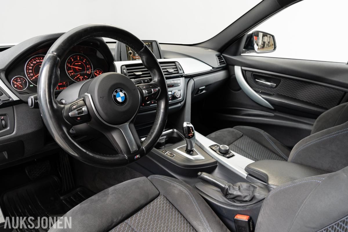 2013 BMW 318D 2.0 136HK M-Sport, Automat, Cruisekontroll, Takluke