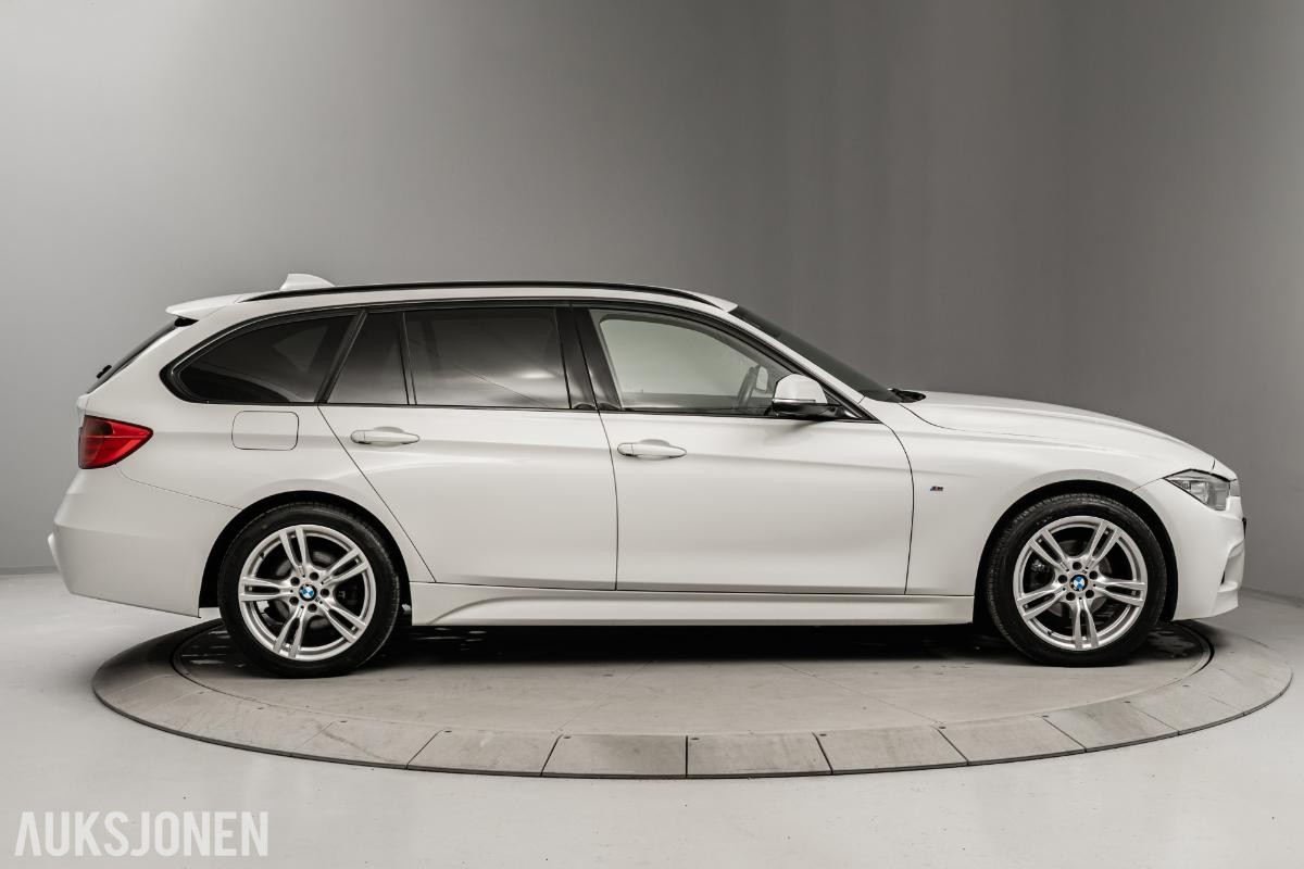 2013 BMW 318D 2.0 136HK M-Sport, Automat, Cruisekontroll, Takluke