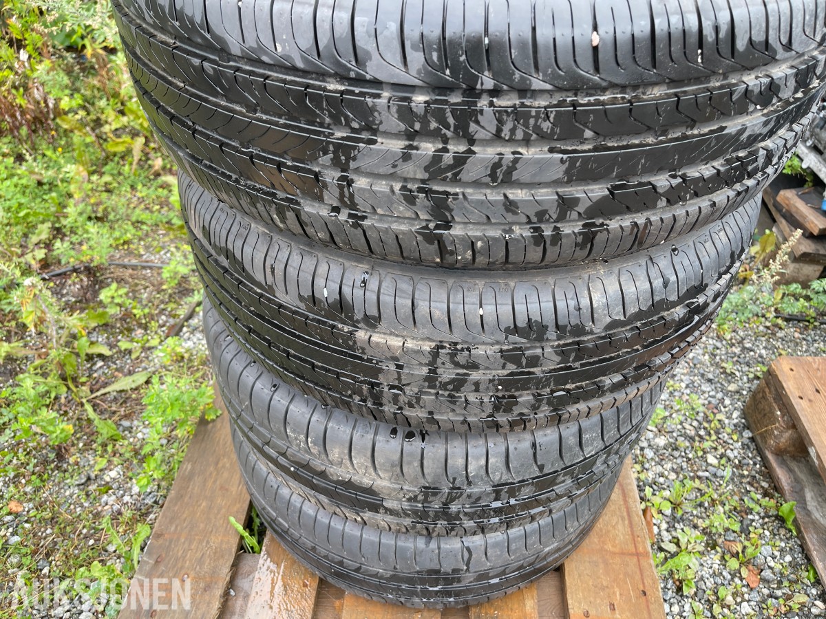 4 stk Harmonic sommerhjul 205/60 R16 92H på stålfelg