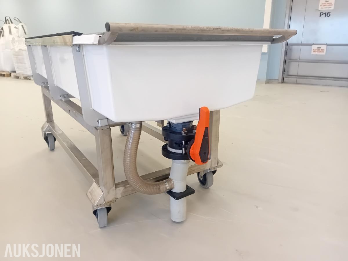 Stor balje på hjul