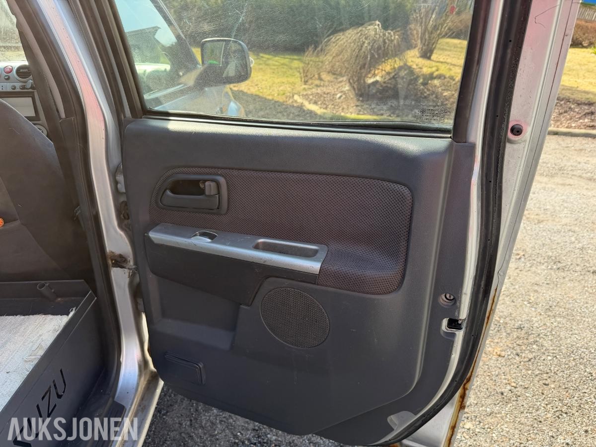2008 Isuzu D-max 3.0 diesel 163hk 4WD cruisekontroll hengerfeste s+v dekk