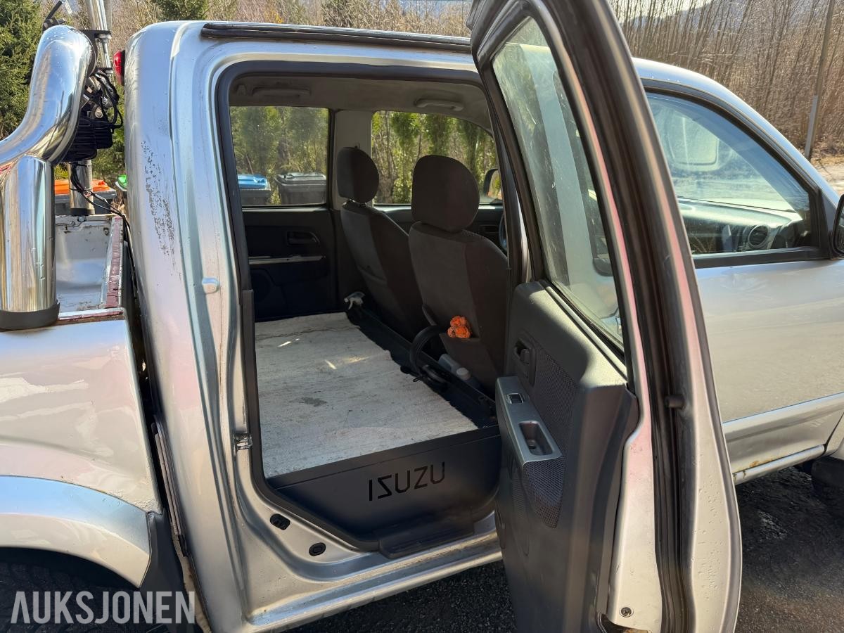 2008 Isuzu D-max 3.0 diesel 163hk 4WD cruisekontroll hengerfeste s+v dekk