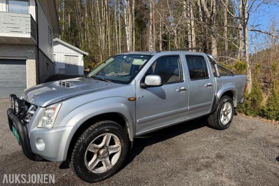 2008 Isuzu D-max 3.0 diesel 163hk 4WD cruisekontroll hengerfeste s+v dekk