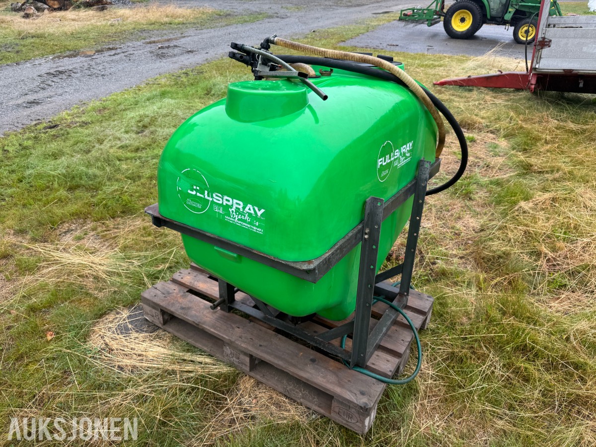 400 liters PTO-drevet traktorsprøyte med 3-punktsfeste Comet BP 60/20 pumpe