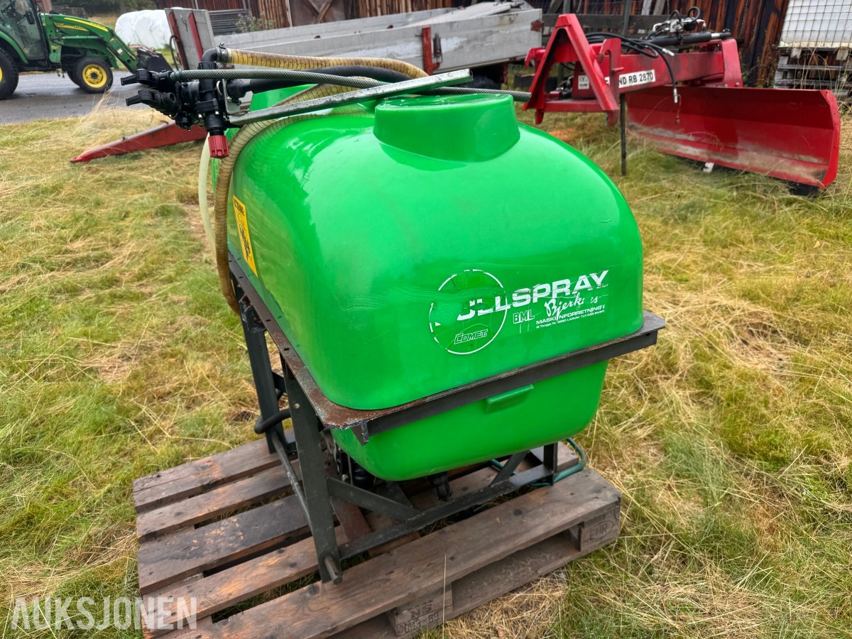 400 liters PTO-drevet traktorsprøyte med 3-punktsfeste Comet BP 60/20 pumpe