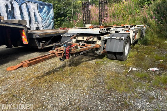 2012 HFR PM24 3-AKSLET CONTAINERSLEP - 28.000KG TOTALVEKT - 23.340KG NYTTELAST