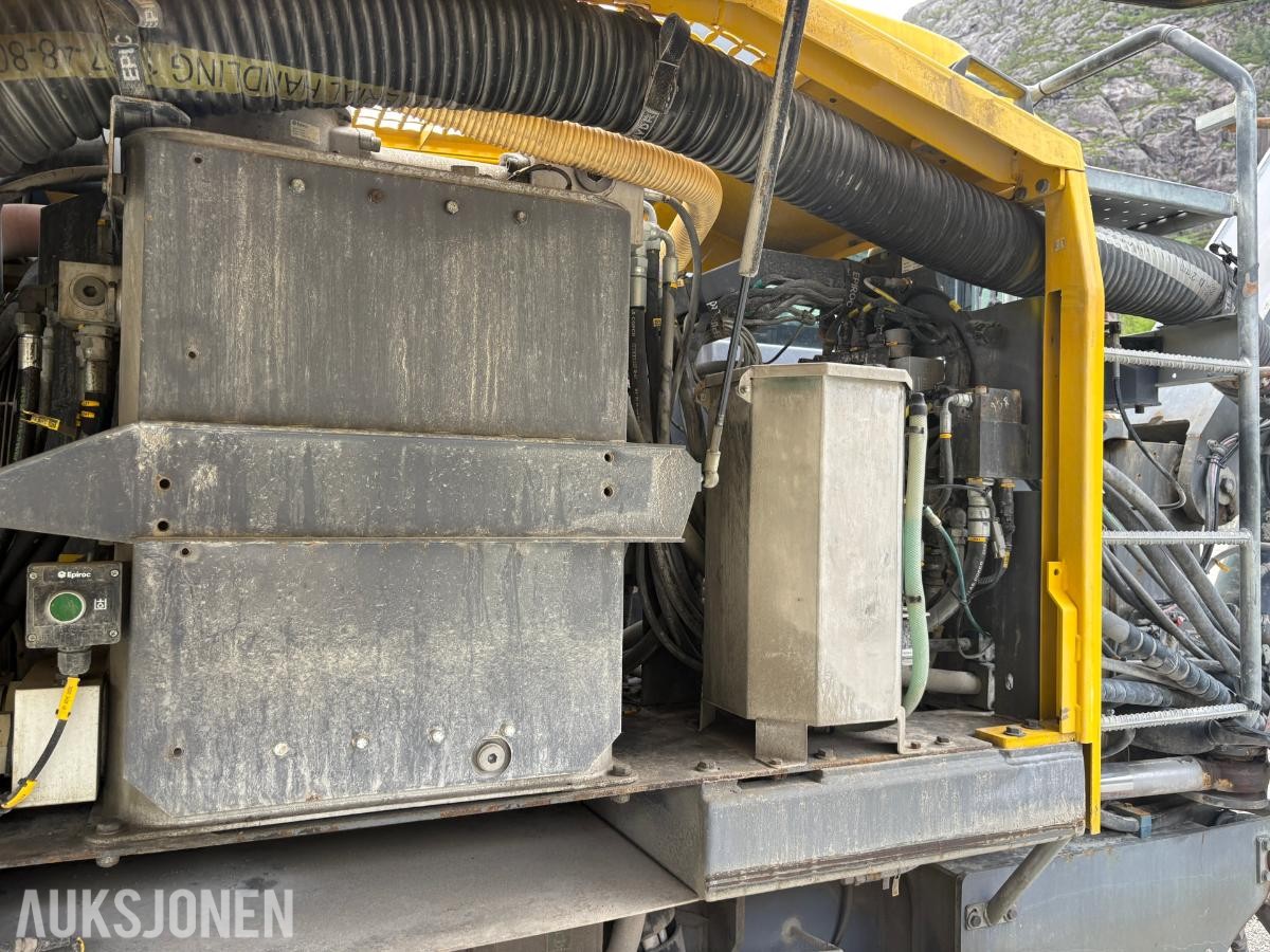 2019 Epiroc t40 borerigg med hytte