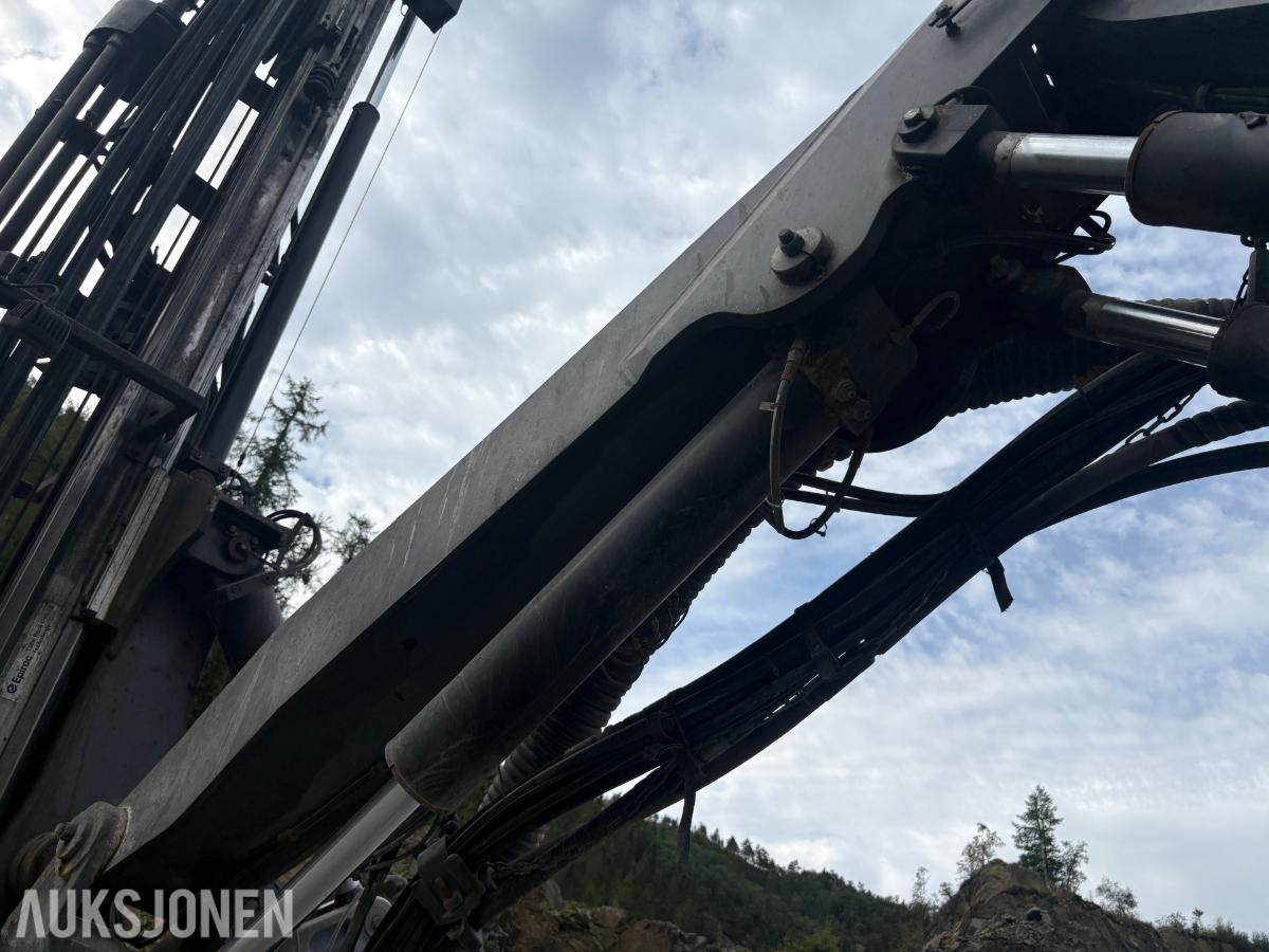 2019 Epiroc t40 borerigg med hytte