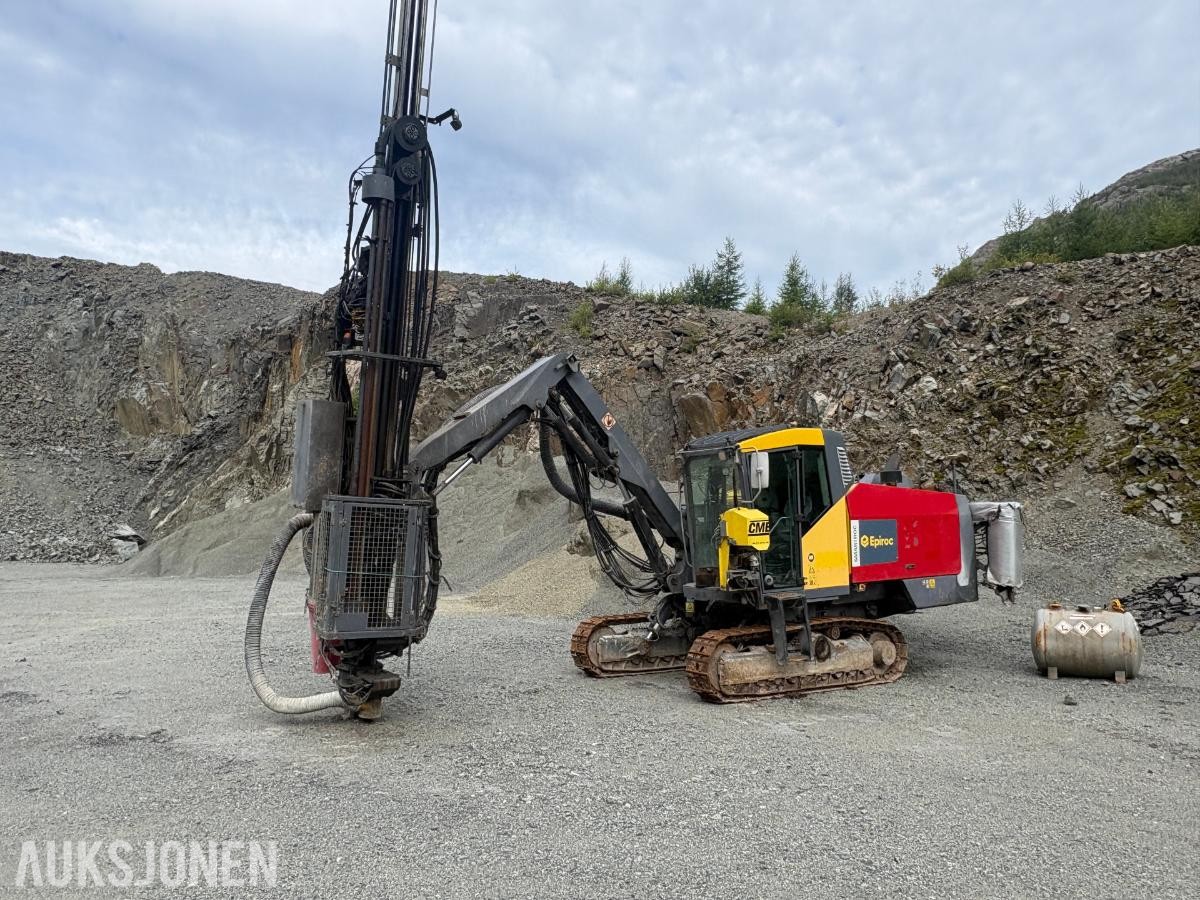 2019 Epiroc t40 borerigg med hytte