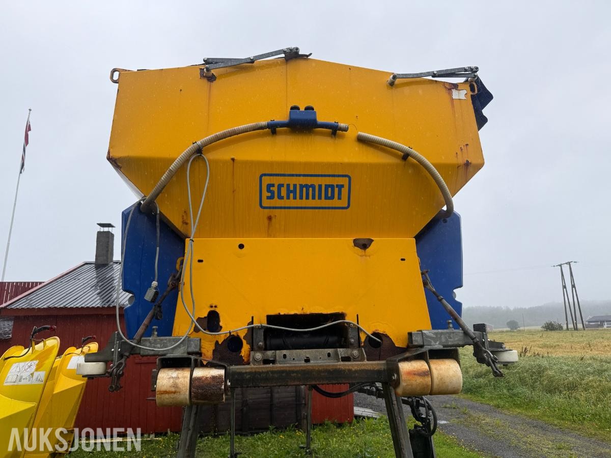 2006 - Schmidt Stratos B90-42 9 m³ sand-/saltspreder
