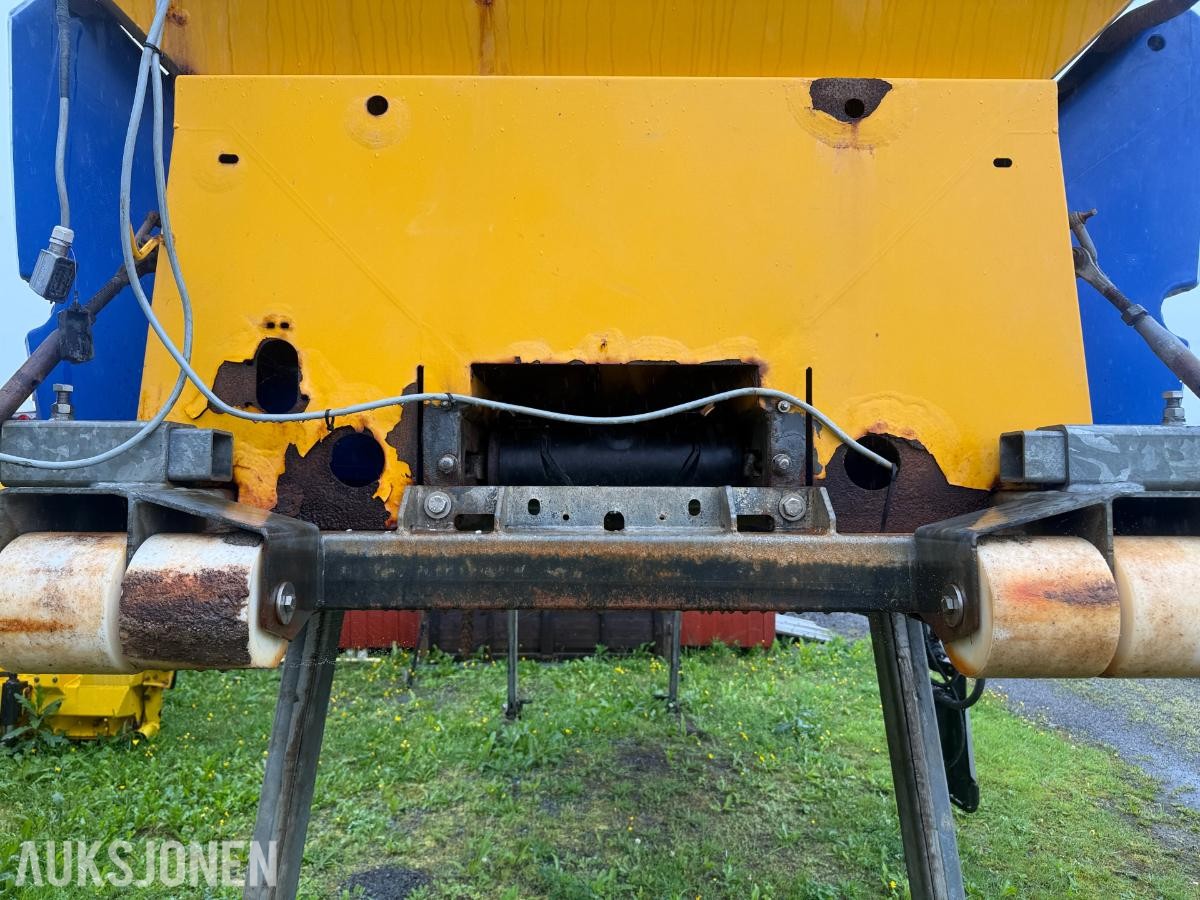 2006 - Schmidt Stratos B90-42 9 m³ sand-/saltspreder