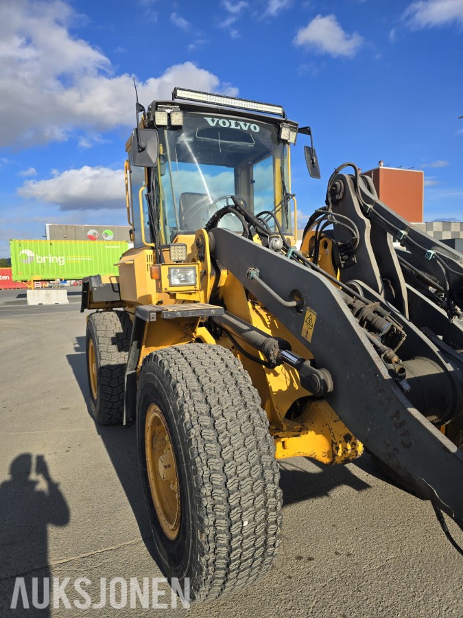 1998 Volvo L70C HD Hjullaster, ekstra hydraulikk, LED-lys.