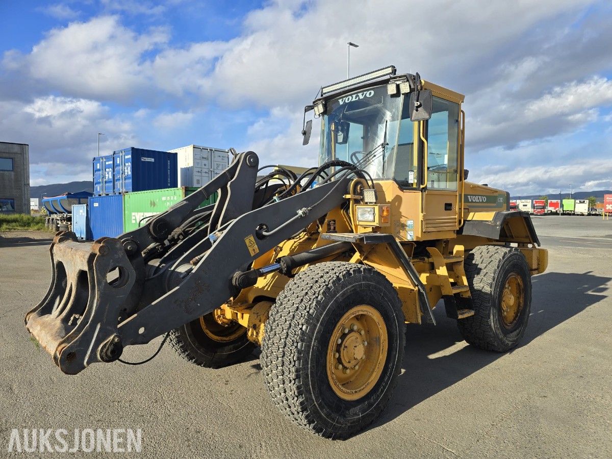1998 Volvo L70C HD Hjullaster, ekstra hydraulikk, LED-lys.