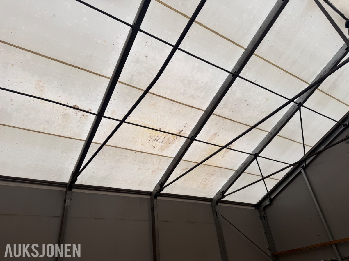 Rubb lagerhall/industrihall med stålkonstruksjon og duk - Skyvedører