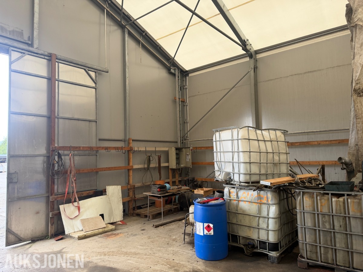 Rubb lagerhall/industrihall med stålkonstruksjon og duk - Skyvedører