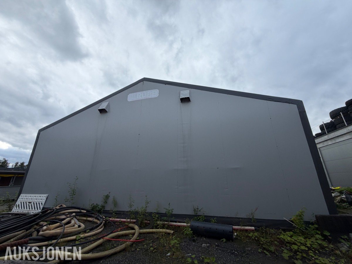 Rubb lagerhall/industrihall med stålkonstruksjon og duk - Skyvedører