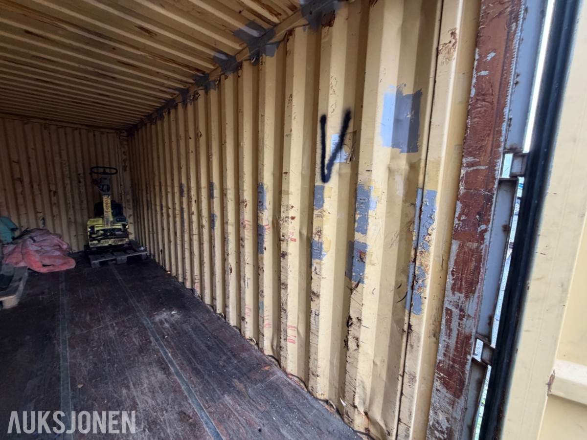 20 Fots lager Container - Innhold medfølger ikke