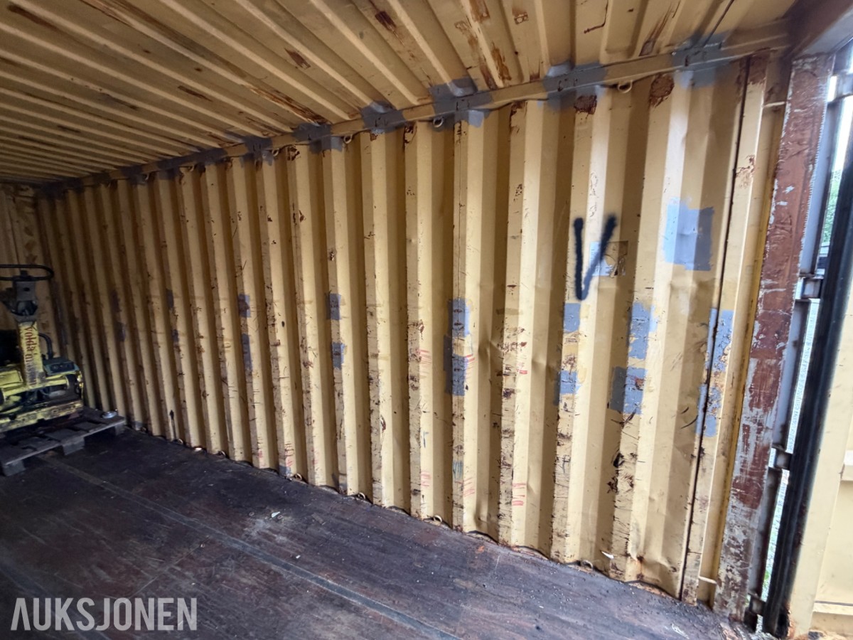 20 Fots lager Container - Innhold medfølger ikke