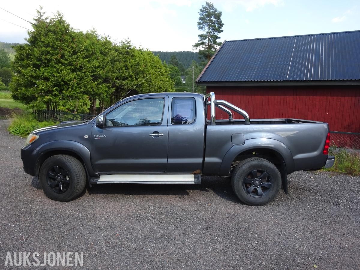 2009 Toyota HiLux 2.5 Diesel 120hk 4WD Hengerfeste