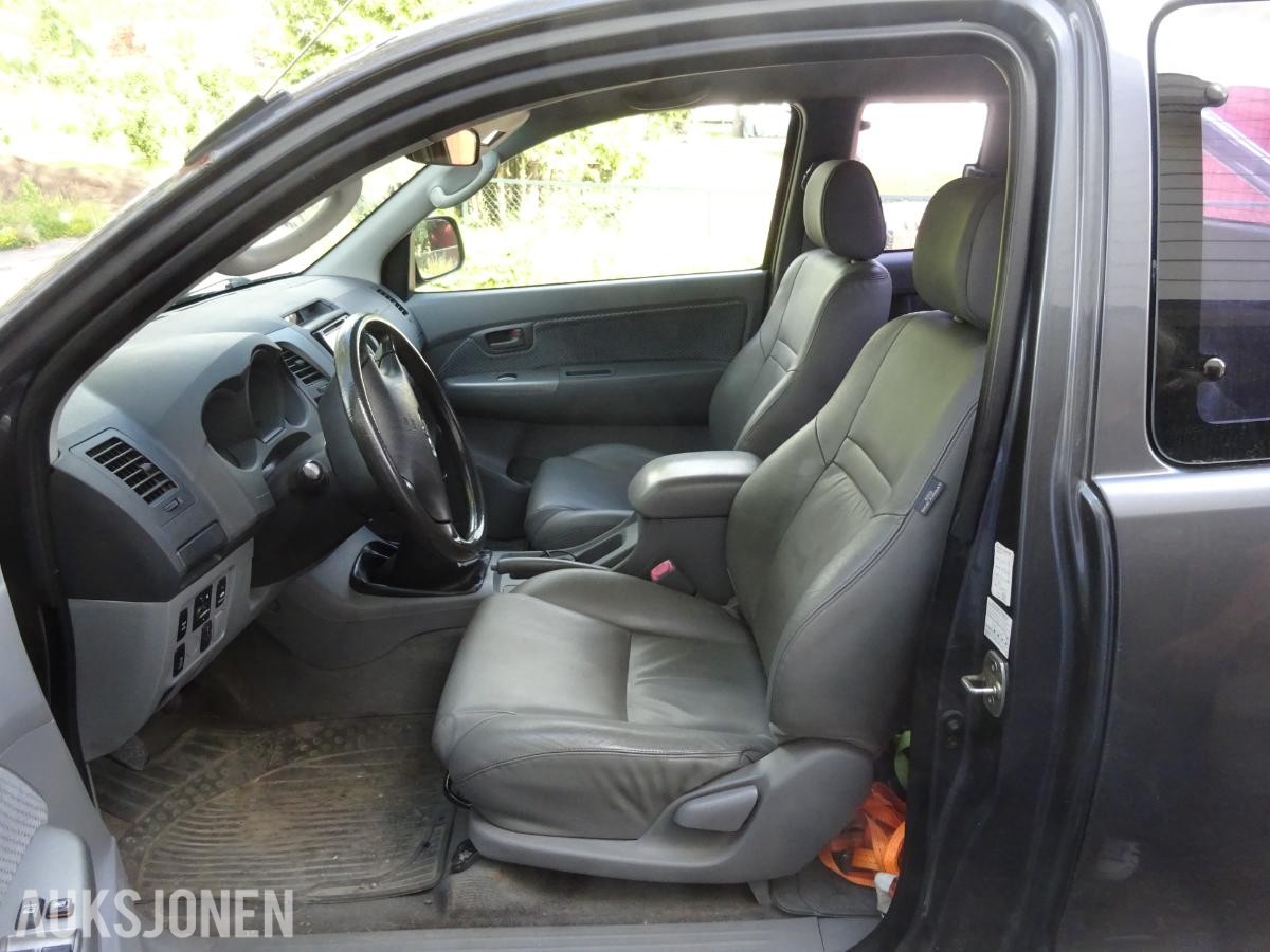 2009 Toyota HiLux 2.5 Diesel 120hk 4WD Hengerfeste