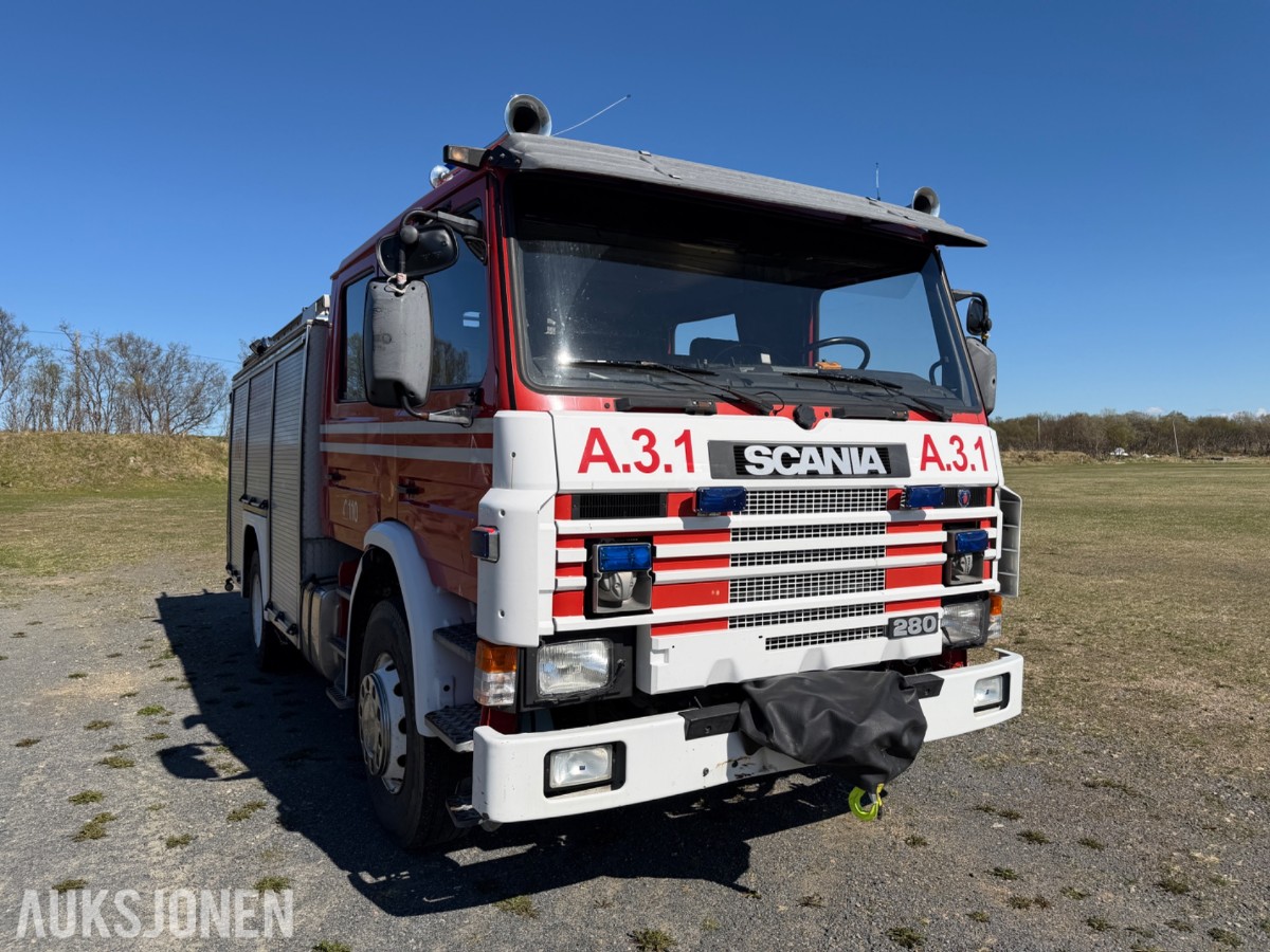 Scania P93 brannbil / mannskapsbil – 1990 – 4x2 – ca. 2 500 l vanntank