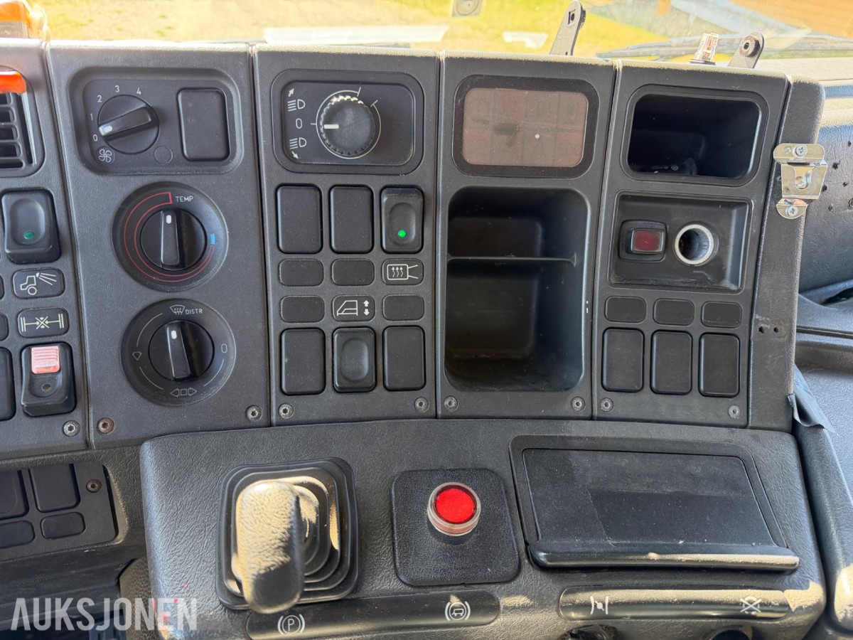 Scania P93 brannbil / mannskapsbil – 1990 – 4x2 – ca. 2 500 l vanntank