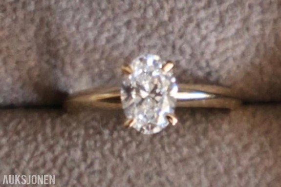 1.00Ct Diamantring i Gult 14K Gull | Oval | D VVS2 Excellent | IGI-sertifisert