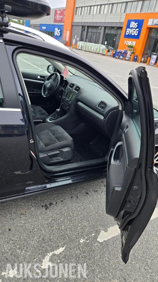 2011 Volkswagen Golf 2.0 140hk Ny EU og service