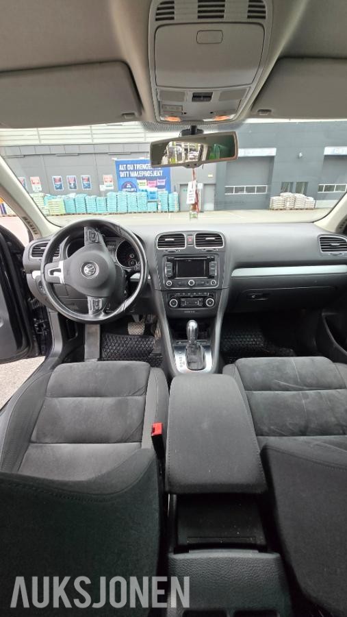 2011 Volkswagen Golf 2.0 140hk Ny EU og service