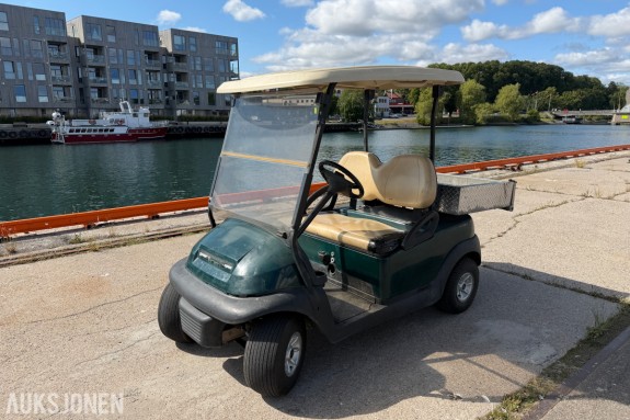 Club Car Precedent elektrisk golf- og nyttebil - 48V blybatterisystem - aluminiums lasteplan - 48V lader - 2 seter