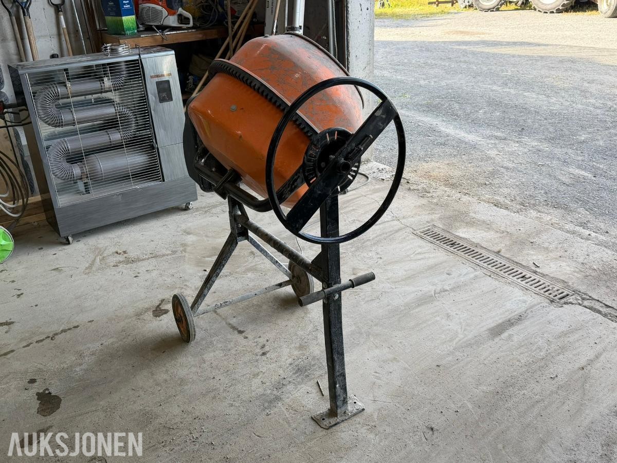 2021 Optimera betongblander 125 L - 550 W