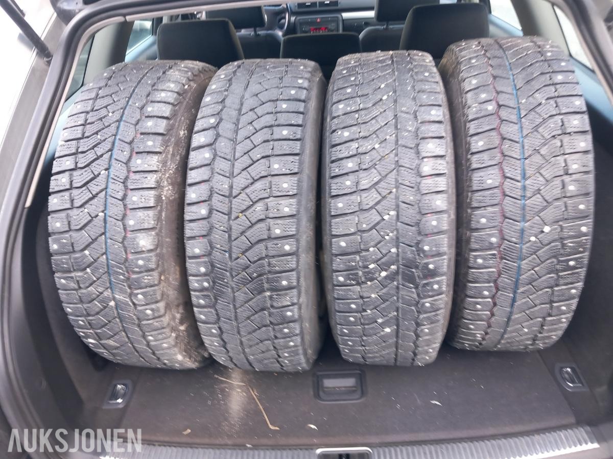 2004 Audi A4 1.6 102hk hengerfeste s+v dekk eu ok 03.2027