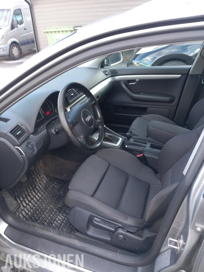 2004 Audi A4 1.6 102hk hengerfeste s+v dekk eu ok 03.2027