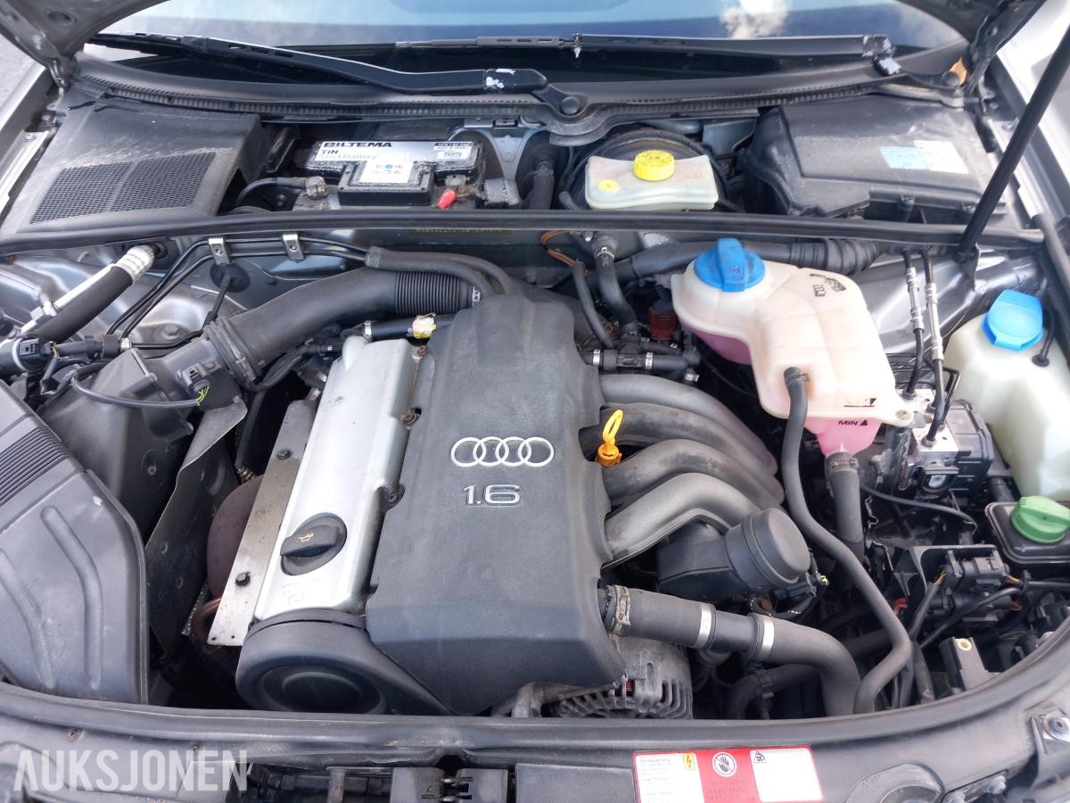 2004 Audi A4 1.6 102hk hengerfeste s+v dekk eu ok 03.2027