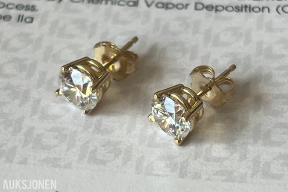 2.00Ct Diamantøredobber i Gult 18K Gull | IGI-sertifisert