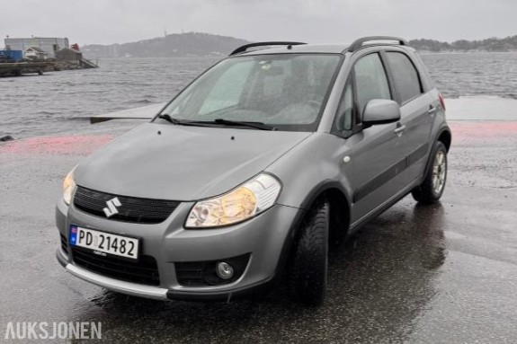 Suzuki SX4 1.6 Bensin 4x4 Registerkjede Nye fjærer foran EU til 03/2027